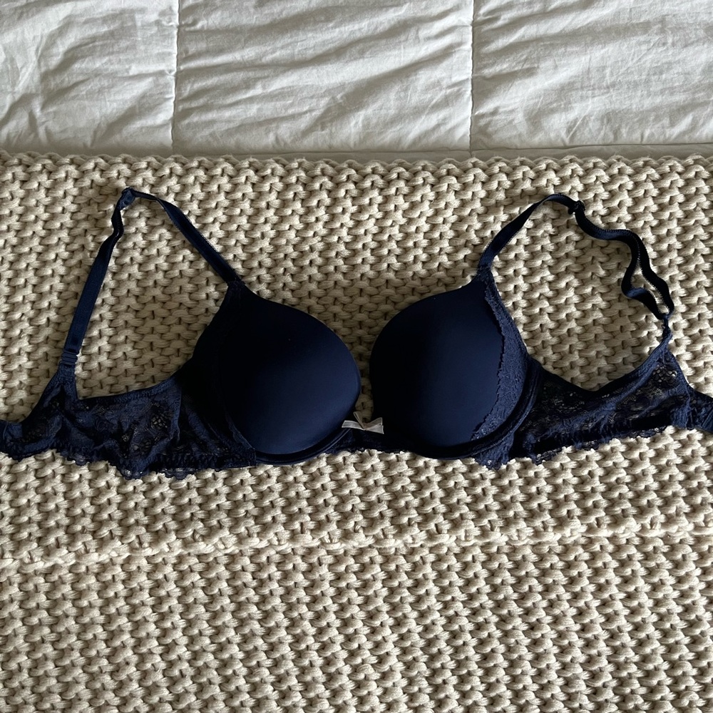 Victoria’s Secret bra